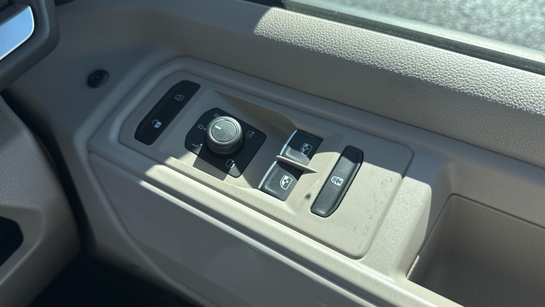 Volkswagen Multivan 2.0 TSI Style 5dr LWB DSG Petrol Estate